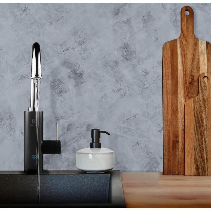 Увеличить Водонагреватель проточный Electrolux Taptronic (Black)